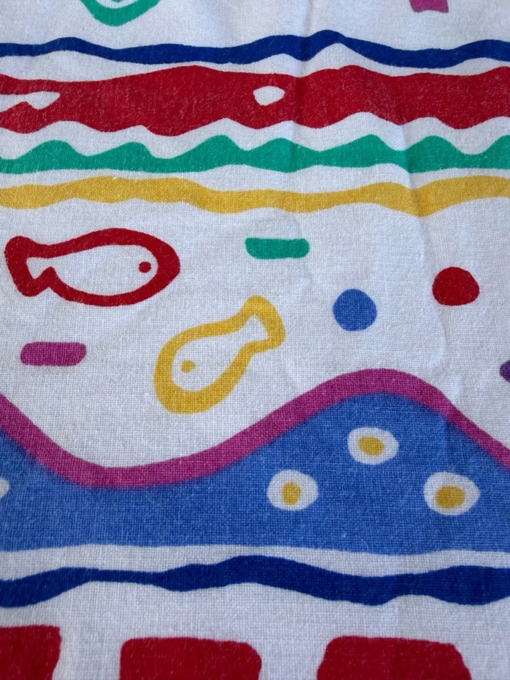 Vintage 90s Baby Blanket Bright Colorful Fish Hearts Shapes Primary Colors 36x41